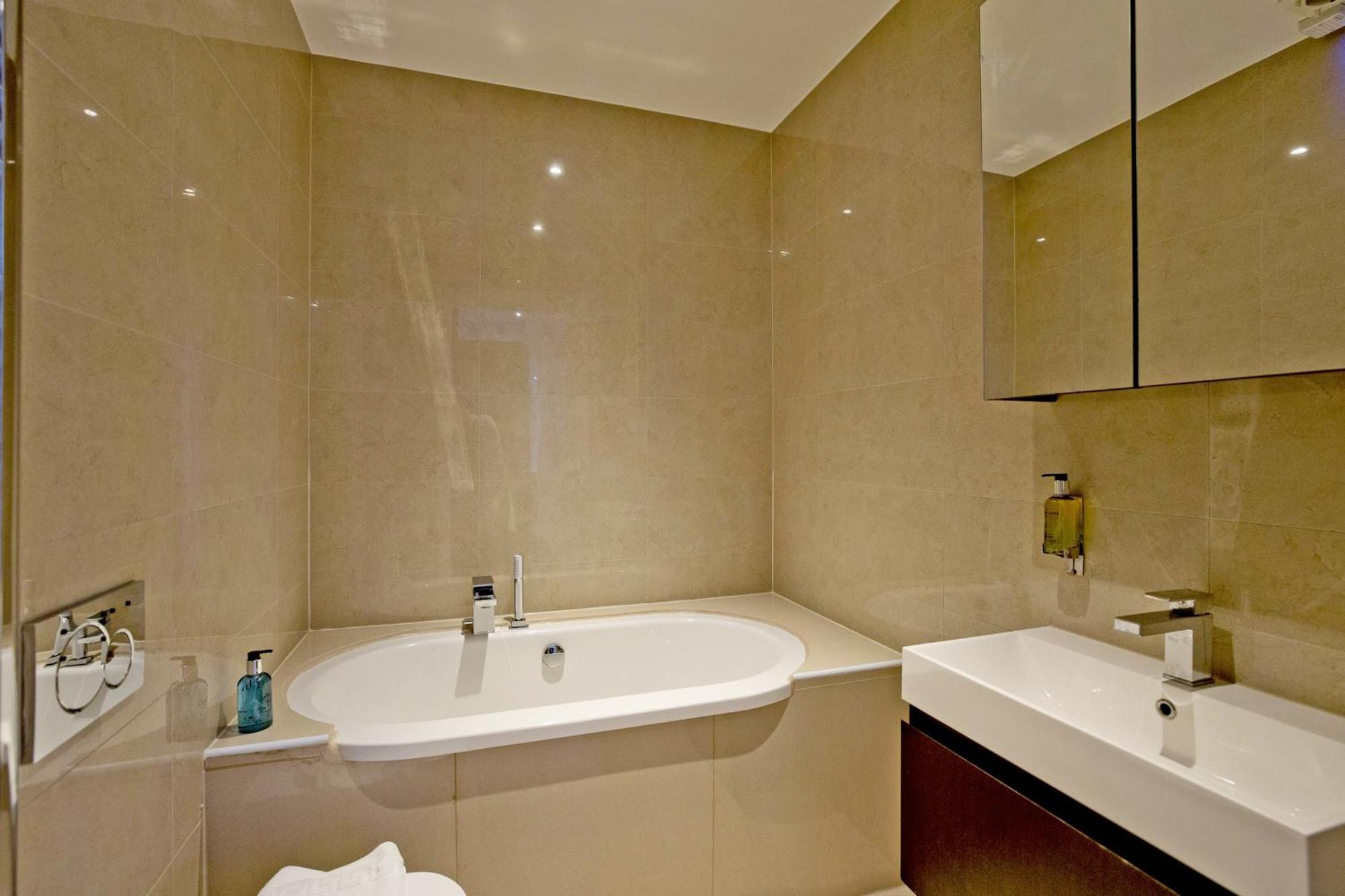 Imperial Liverpool Street Apartments Λονδίνο Εξωτερικό φωτογραφία